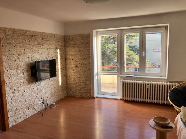 Byt 3+1 · 76 m² · Husinecká, Tábor - 3