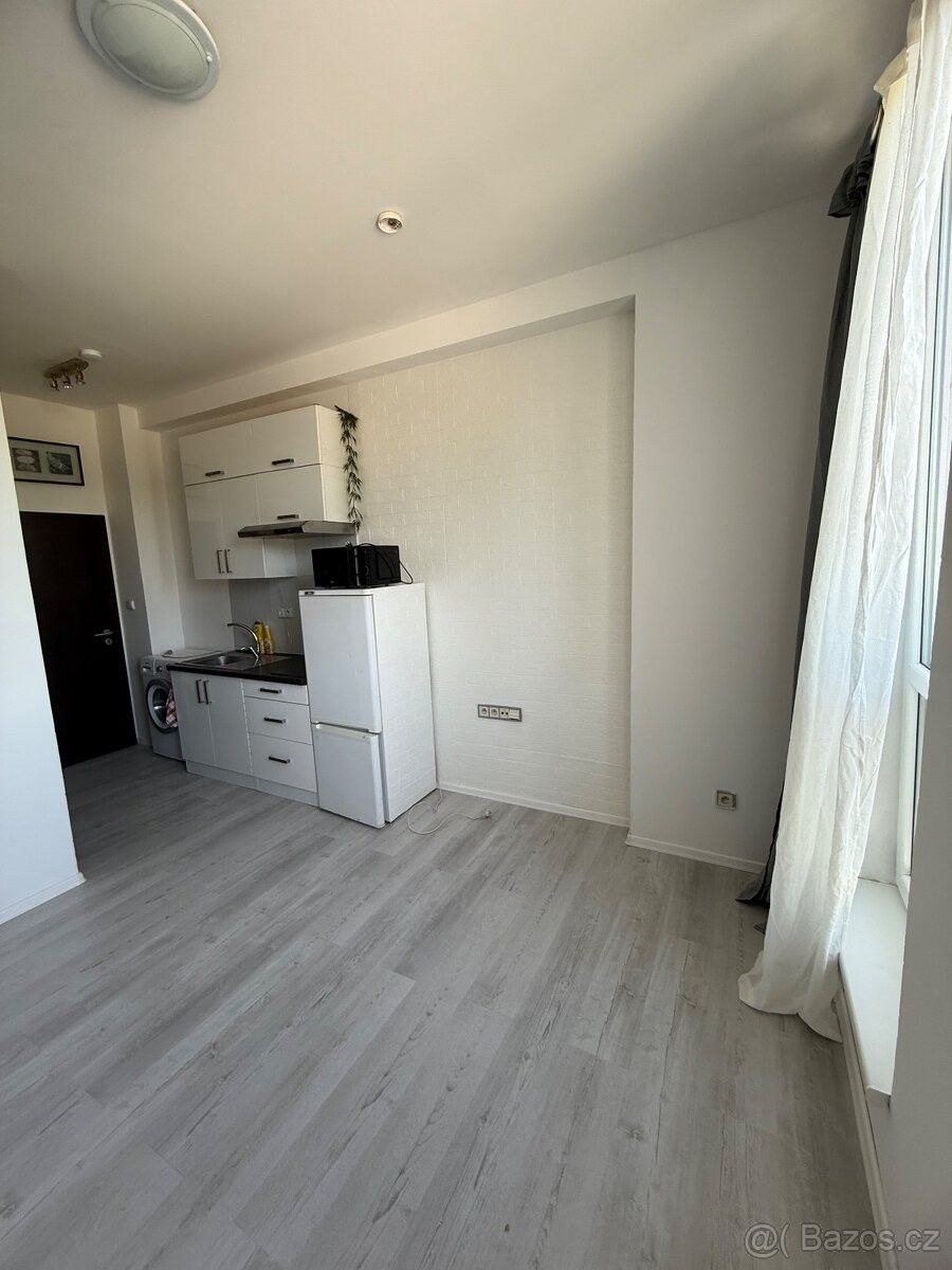 Byty, Sázava, 285 06