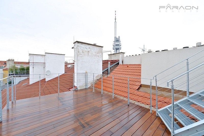 2+kk, Praha - Vinohrady, okres Praha 3, Hlavní město Praha, 60 m² - 2