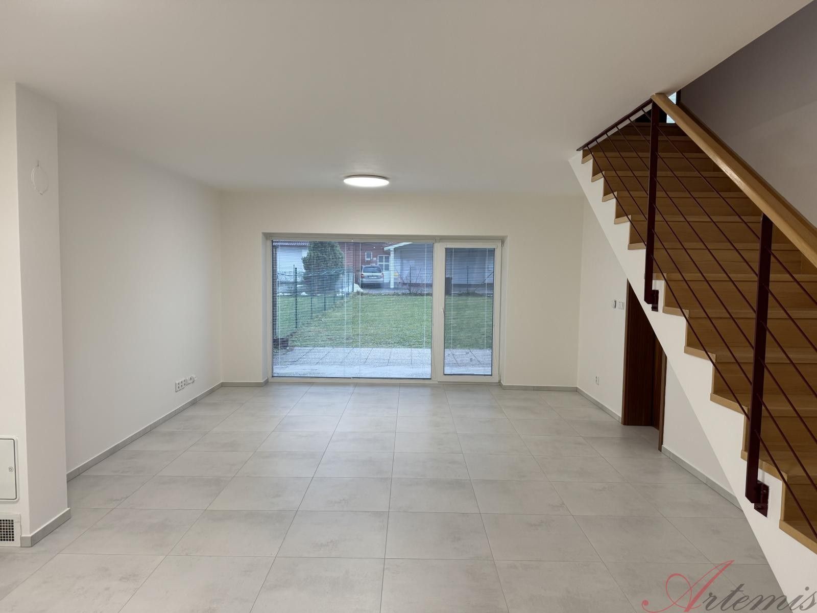 Pronájem rodinný dům - V Hruškovém Sadu, Ostrava, 196 m²