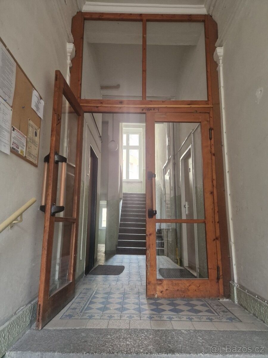 Byt · Karlovy Vary, 360 01 - 2