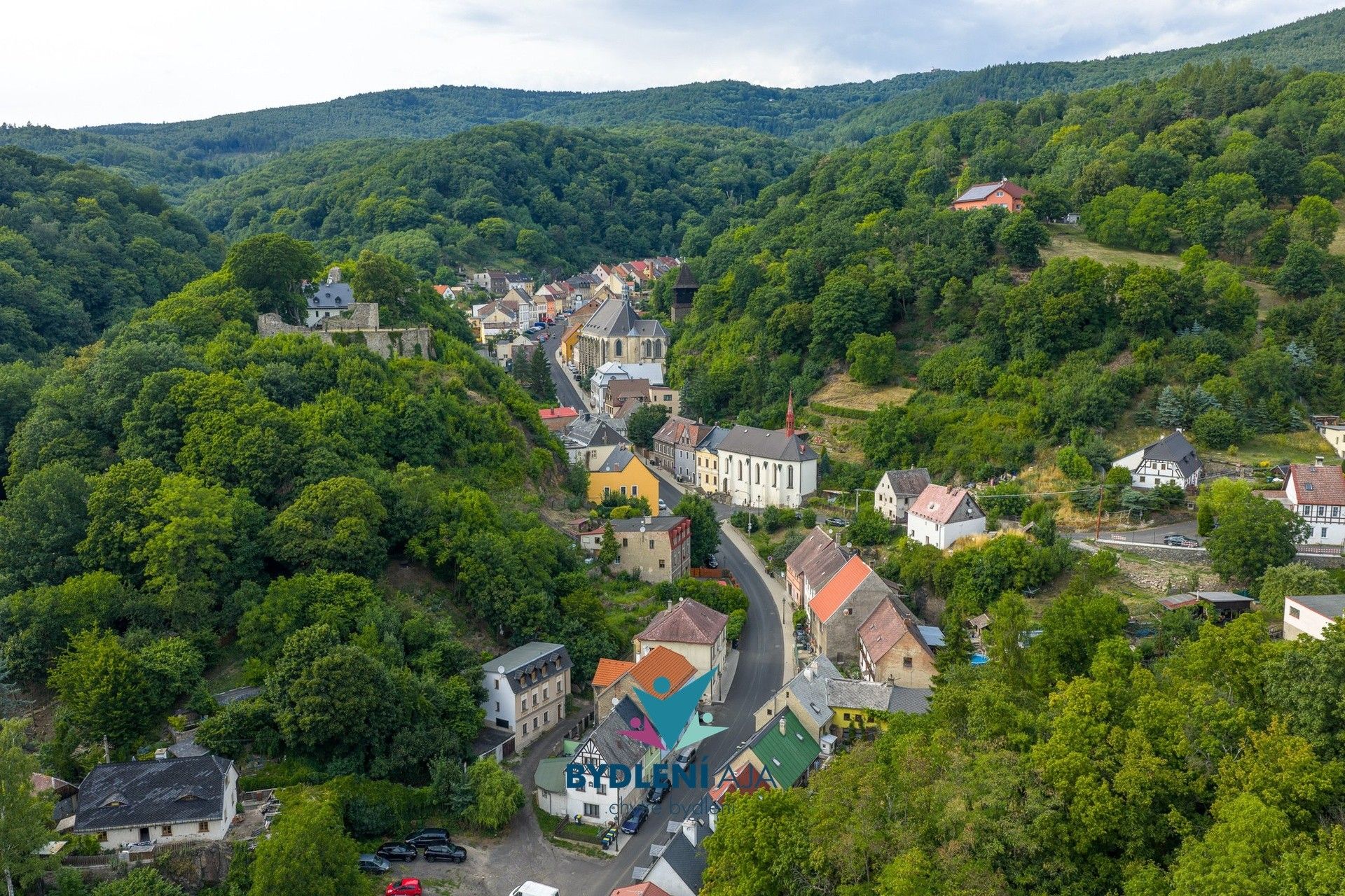 Prodej rodinný dům - Husitská 200, Krupka, 300 m² - 5