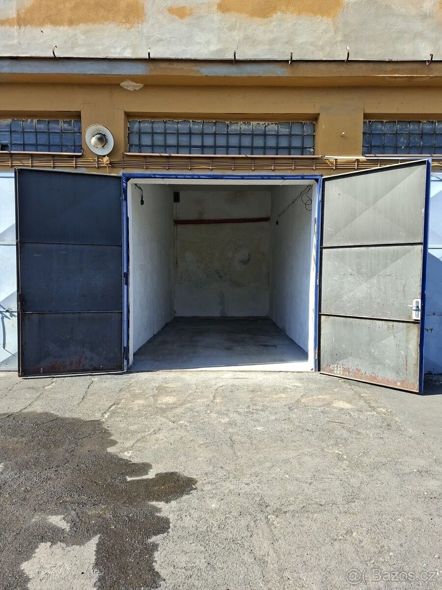 Garáže, Louny, 440 01 - 2
