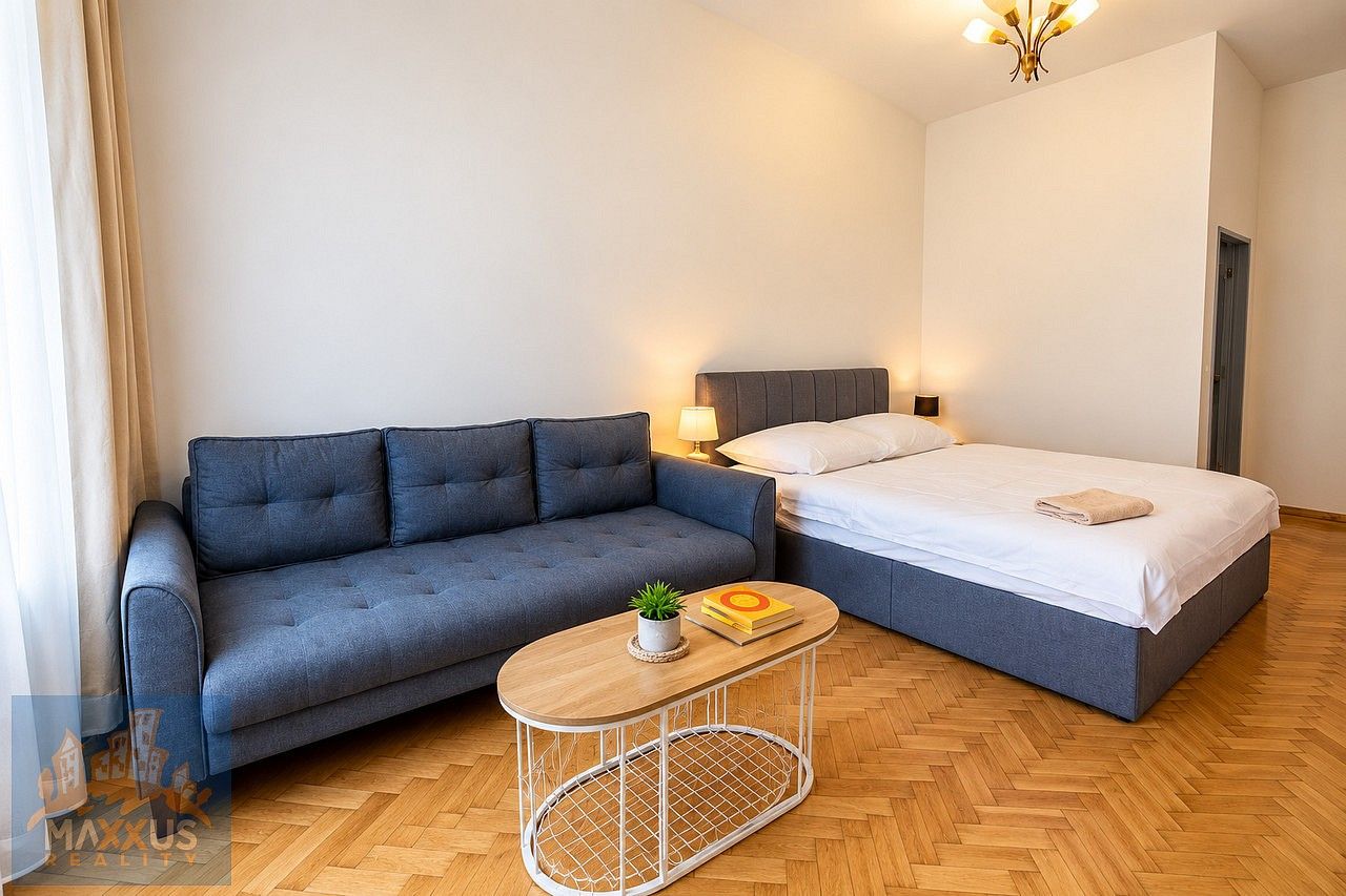 2+1, Lidická, Praha 5 - Smíchov, 70 m² - 1
