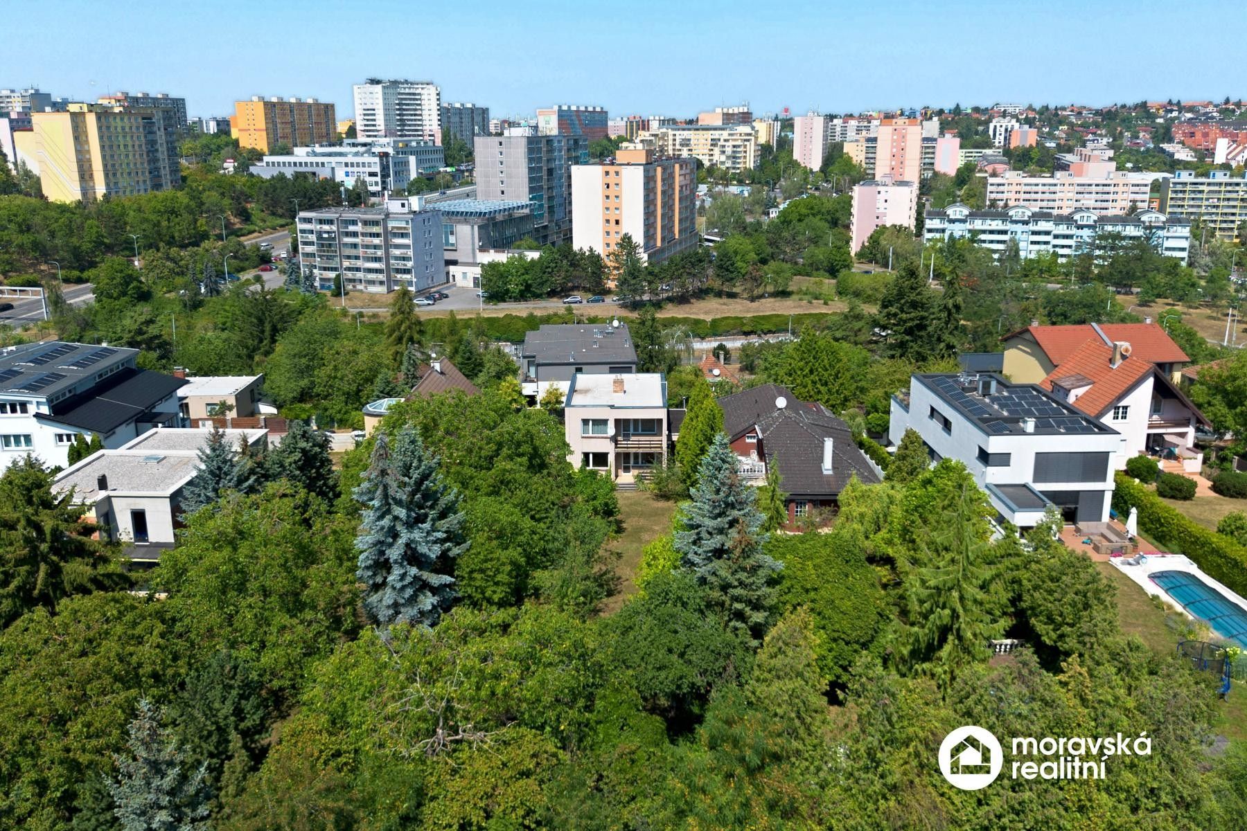Rodinný dům · 210 m² · Pod viaduktem, Praha - 4