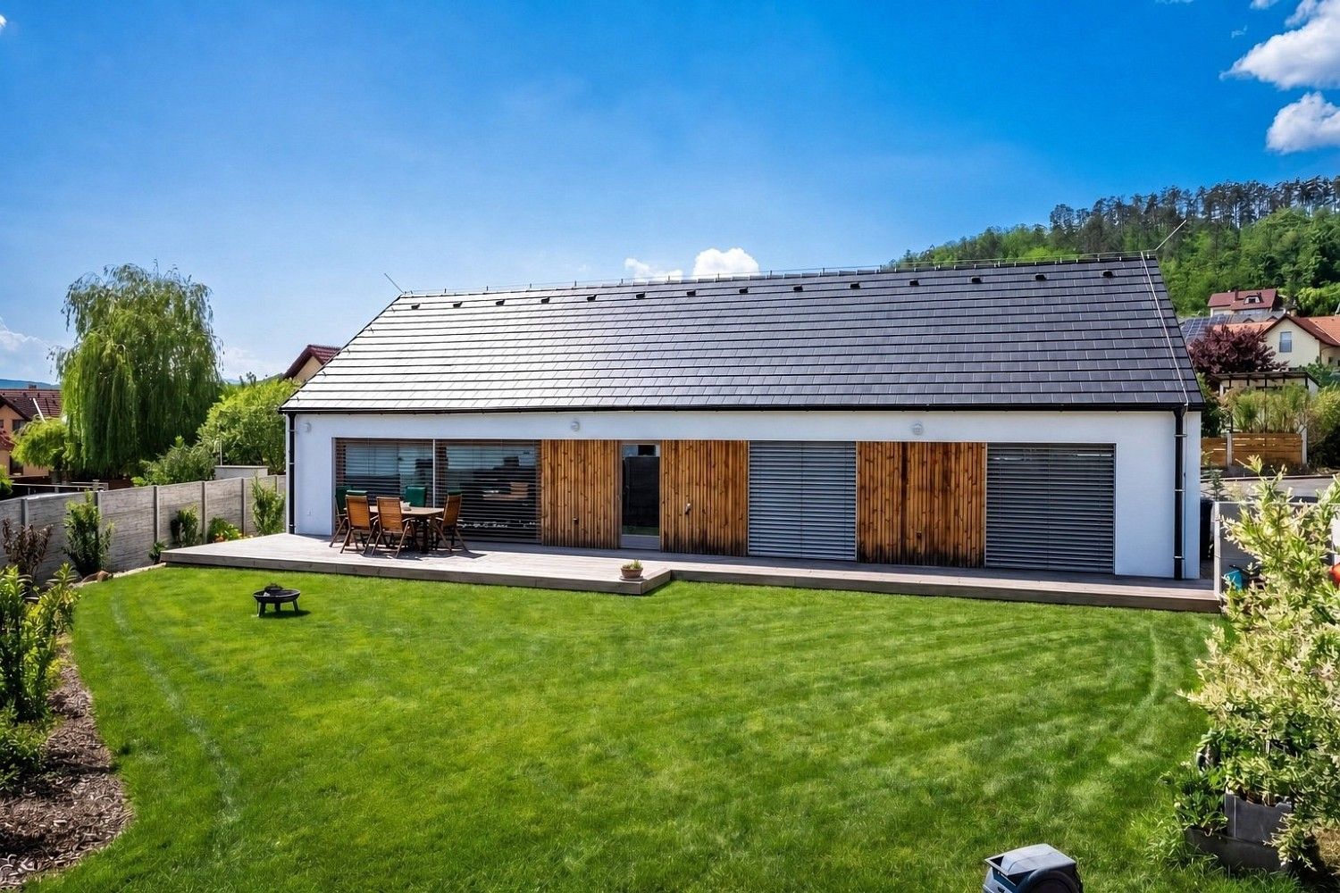 Rodinné domy, U Černého vršku, Králův Dvůr - Zahořany, okres Beroun, 114 m² - 1