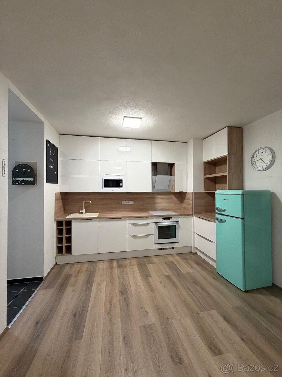 Pronájem byt - Plzeň, 318 00