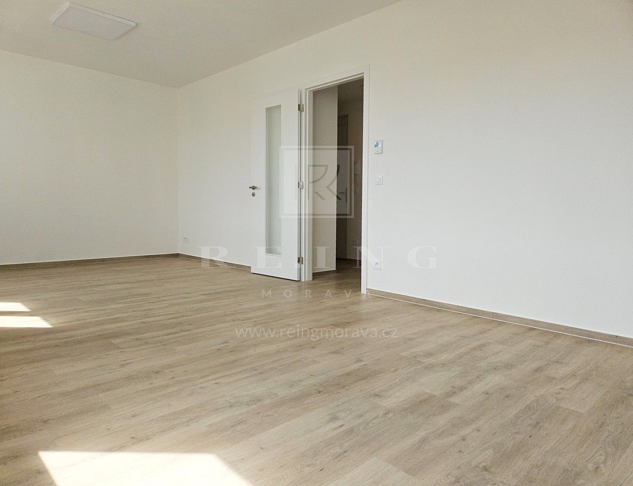 Pronájem byt 1+kk - Jižní, Brno - Horní Heršpice, 39 m² - 5