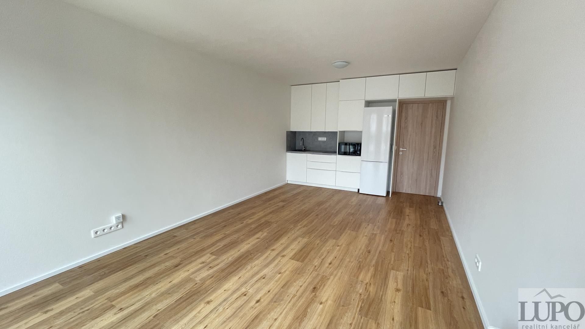 Pronájem byt 1+kk - Dřevčická,Brandýs nad Labem, 33 m²