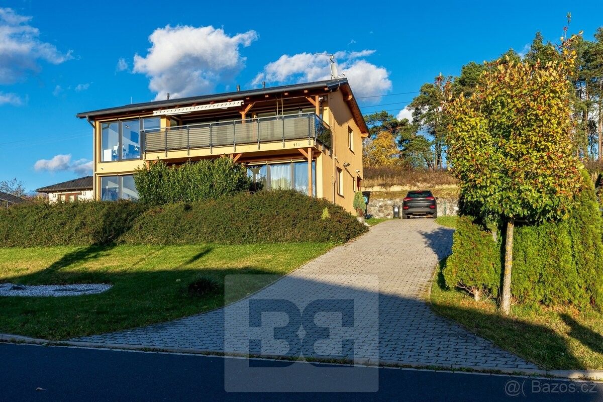 Rodinné domy, Třemošná, 330 11