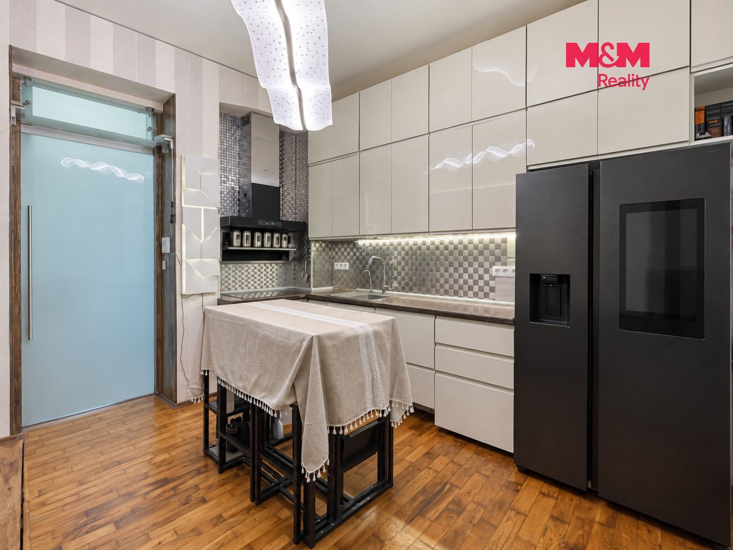 Byt 3+1 · 78 m² · Víta Nejedlého, Praha - 3