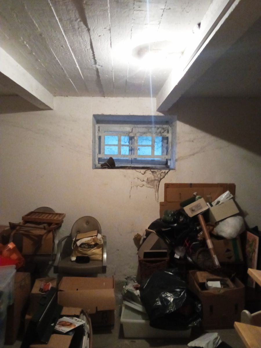 Obchodní prostory, 18 m²