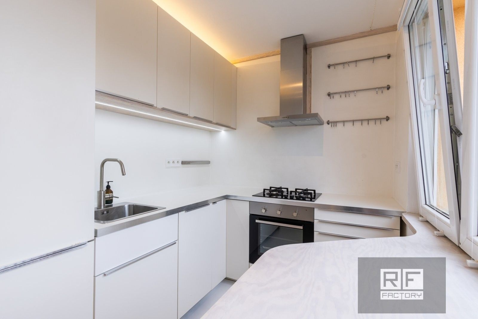 2+1, Útulná 505, Praha Malešice, 51 m² - 1