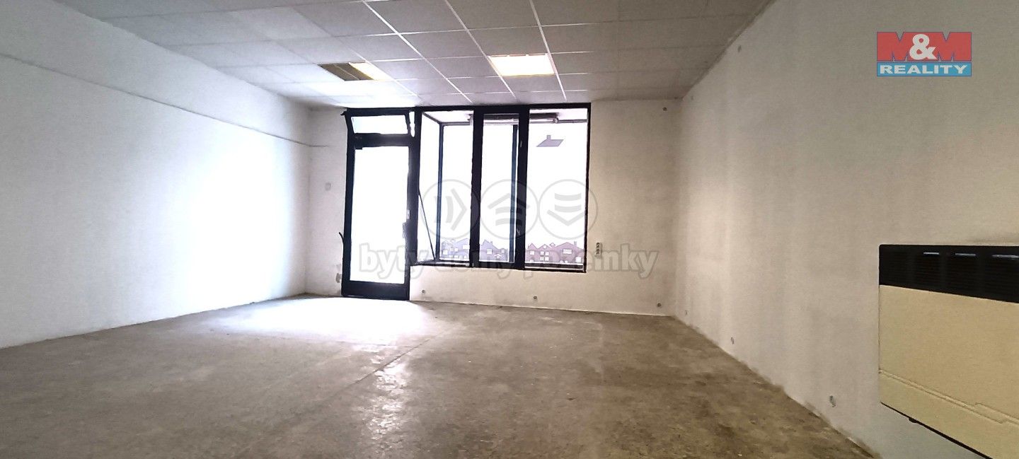 Pronájem obchodní prostory - Krnovská, Opava, 50 m²