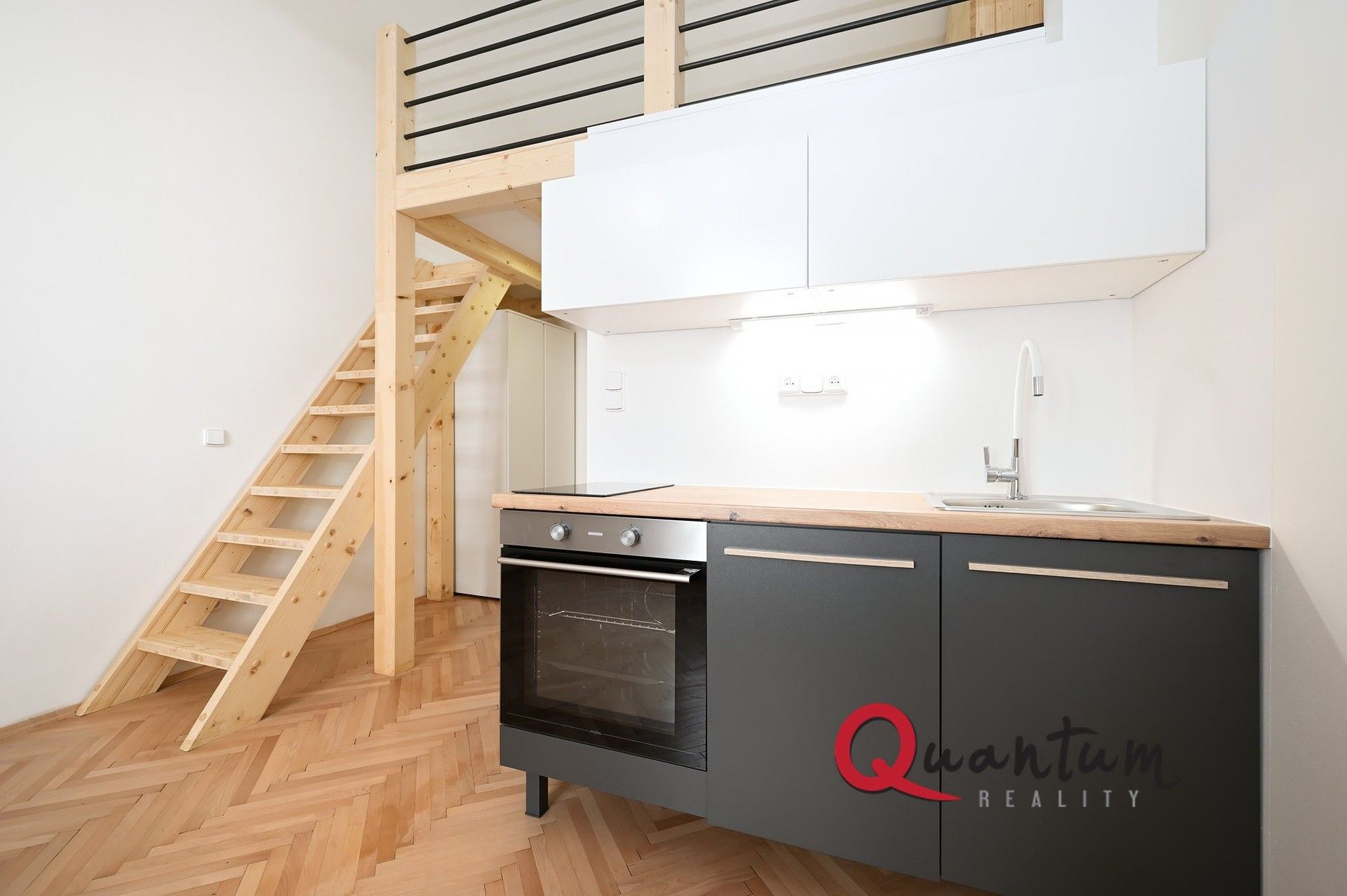 1+kk, Oldřichova, Praha, 19 m²