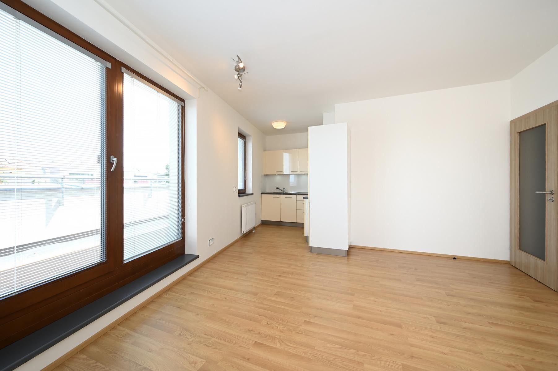 2+kk, Evropská, Praha, 56 m² - 2