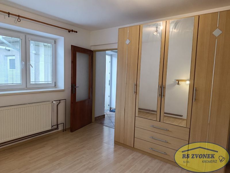 2+kk, Komenského  , Hulín, 74 m² - 2