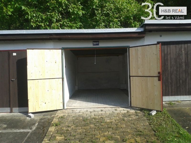 Garáže, Lazy V, Zlín, 15 m² - 2
