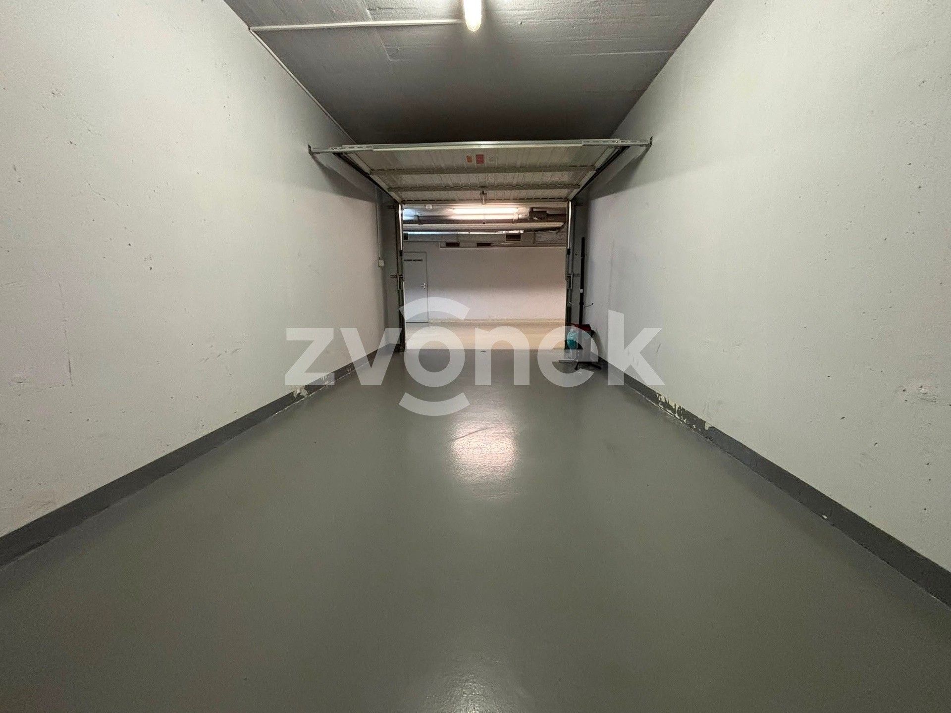 Garáže, Na Honech I, Zlín, 20 m² - 1