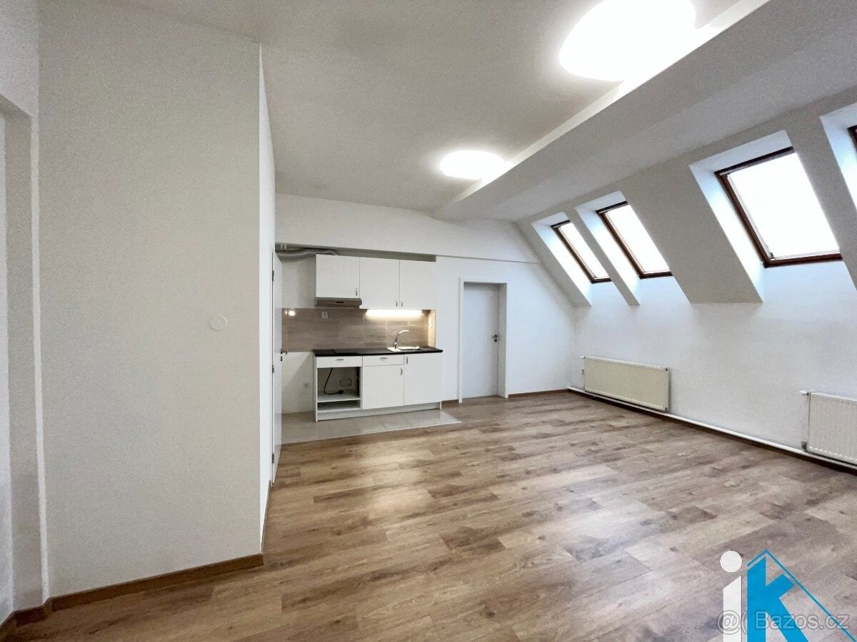 Pronájem kancelář - Prostějov, 796 01