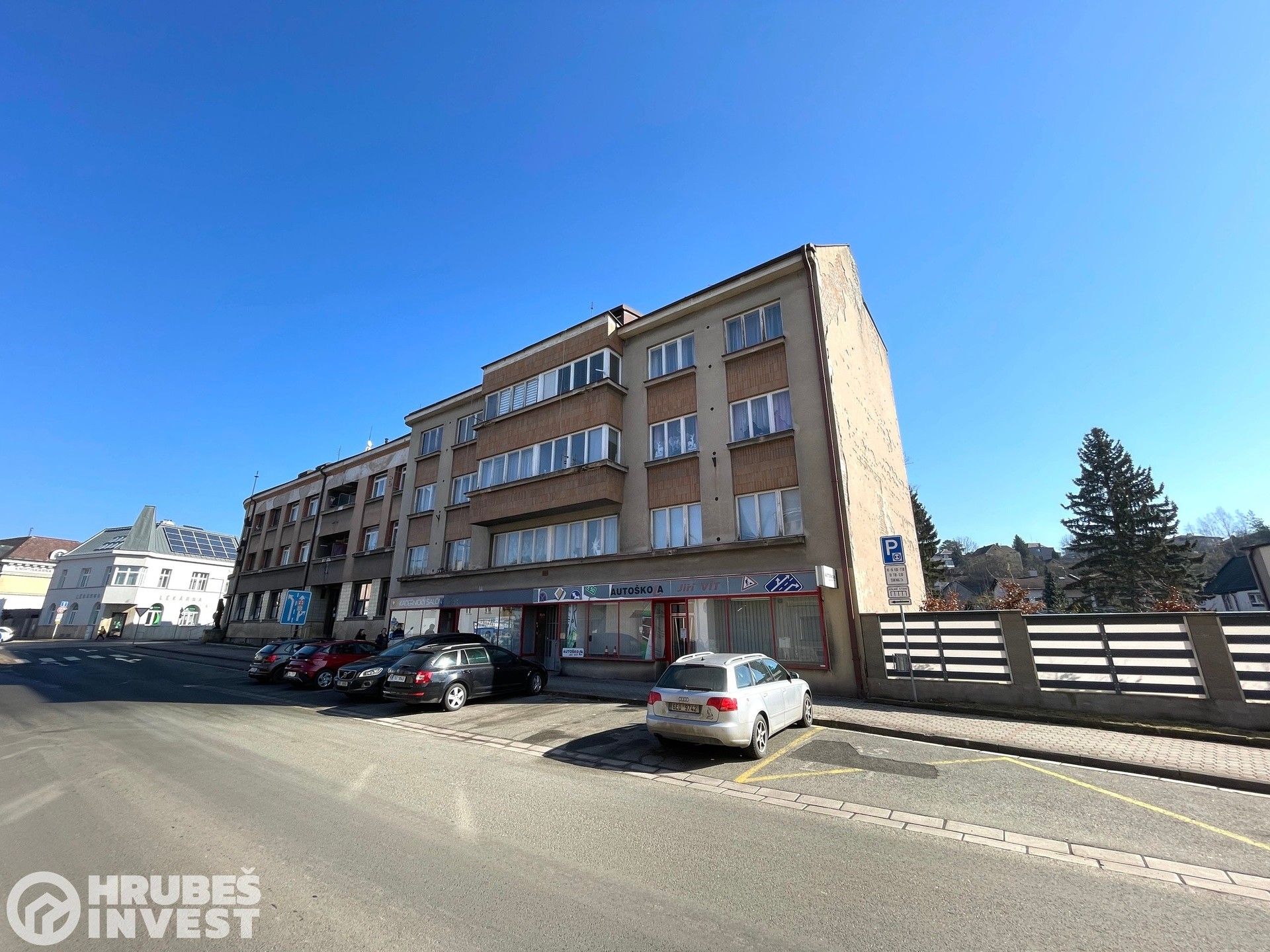 Pronájem byt 1+1 - Husova, Hronov, 64 m²