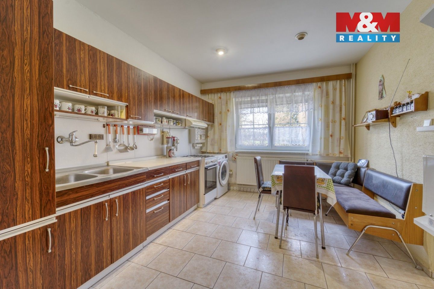 Prodej rodinný dům - Kamenný Újezd, 150 m² - 2