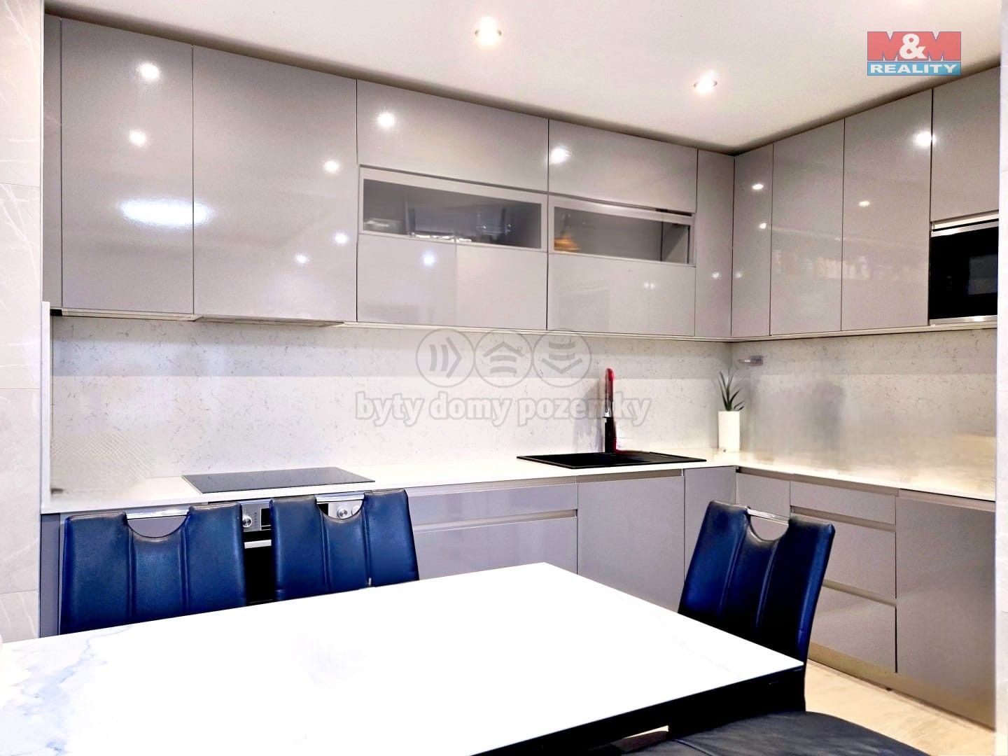 4+kk, Krupská, Praha, 122 m²