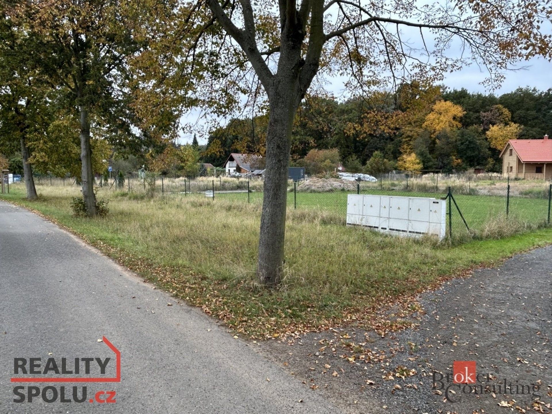 Prodej pozemek pro bydlení - Velký Osek, 629 m²