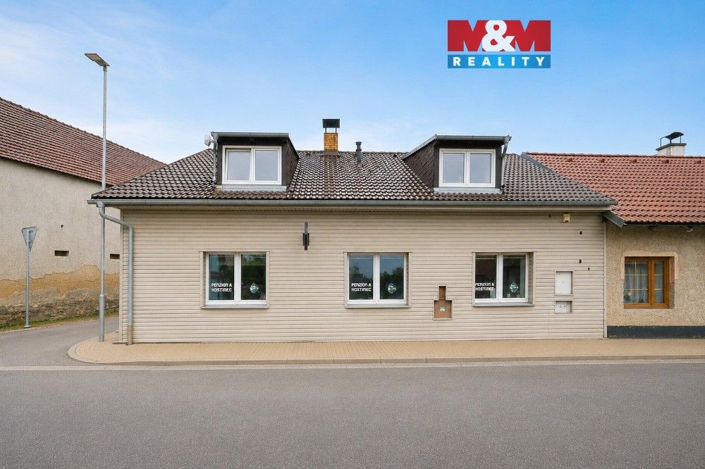 Prodej ubytovací zařízení - Větrný Jeníkov, 198 m² - 1