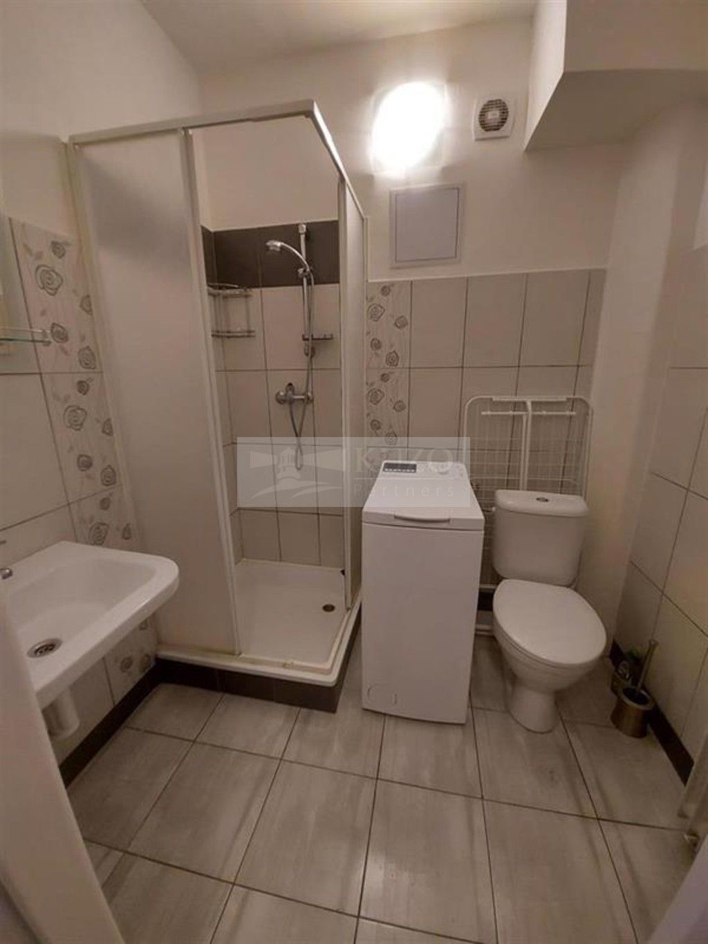 Pronájem byt 1+kk - Kamenická, Praha Holešovice, 25 m² - 5