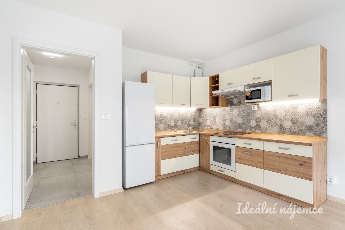 Pronájem byt 2+kk - Pekařova, Praha, 47 m² - 2