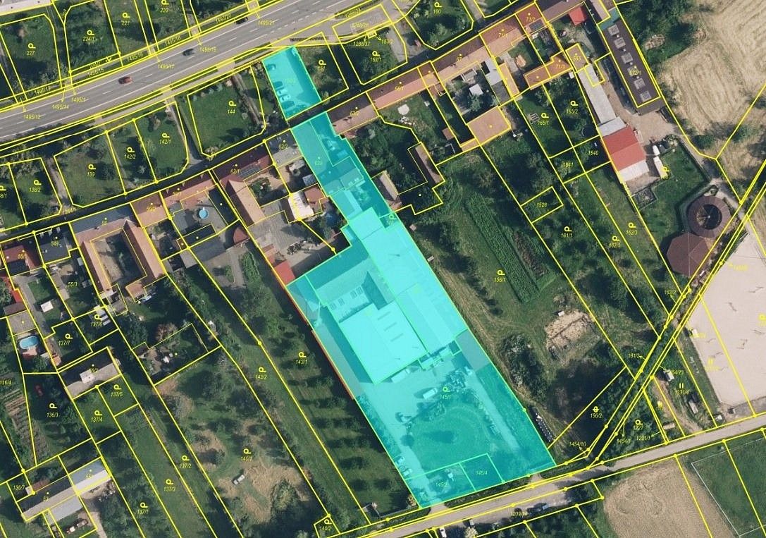 Obchodní prostory, Osek nad Bečvou, okres Přerov, Olomoucký kraj, 2 800 m² - 2