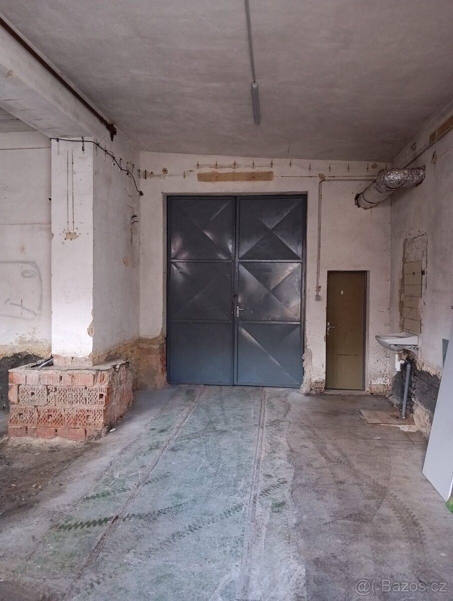 Sklad · Boskovice, 680 01 - 4