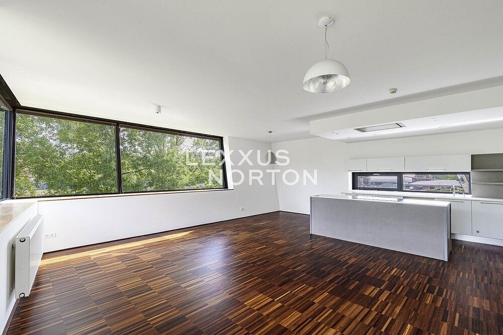 Prodej byt 4+kk - Praha - Záběhlice, okres Praha 10, Hlavní město Praha, 150 m² - 5