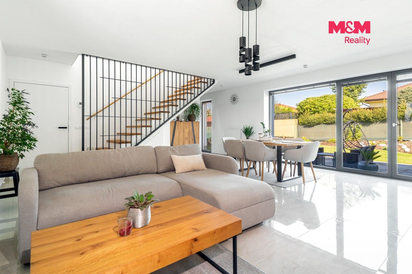 Prodej rodinný dům - Kladruby, Chlumec nad Cidlinou, 147 m² - 2