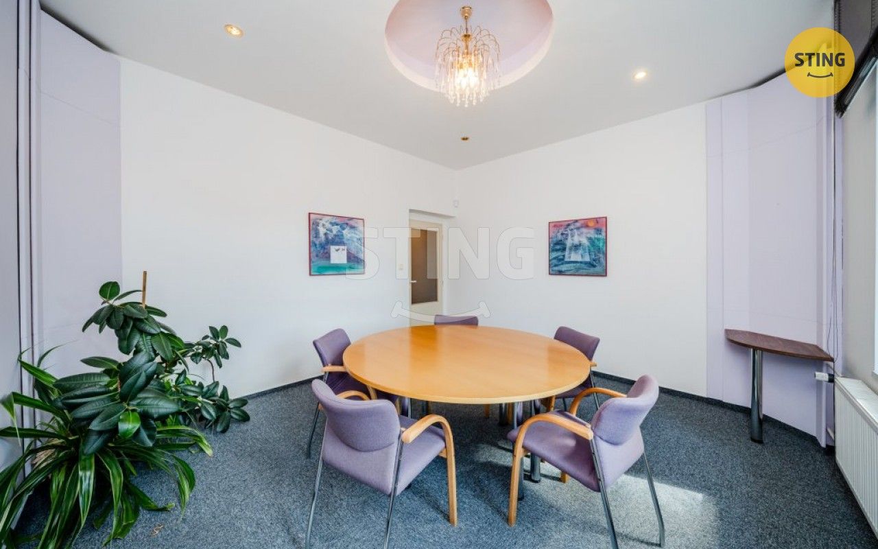 Pronájem kancelář - Starobělská, Ostrava, 250 m²