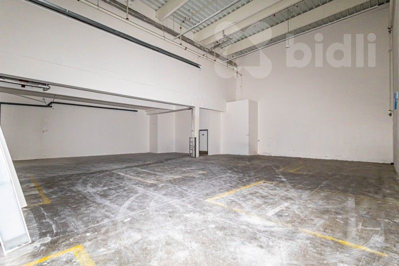Pronájem sklad - Víta Nejedlého 1063, Hradec Králové, 131 m²