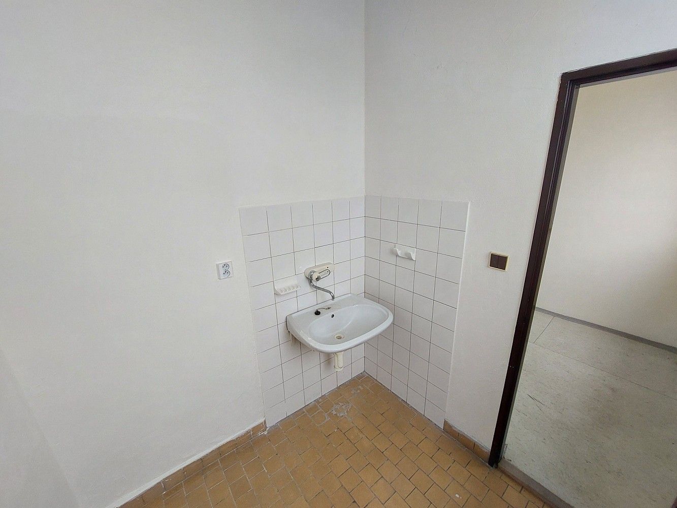 Pronájem kancelář - Holešov, okres Kroměříž, 16 m² - 5