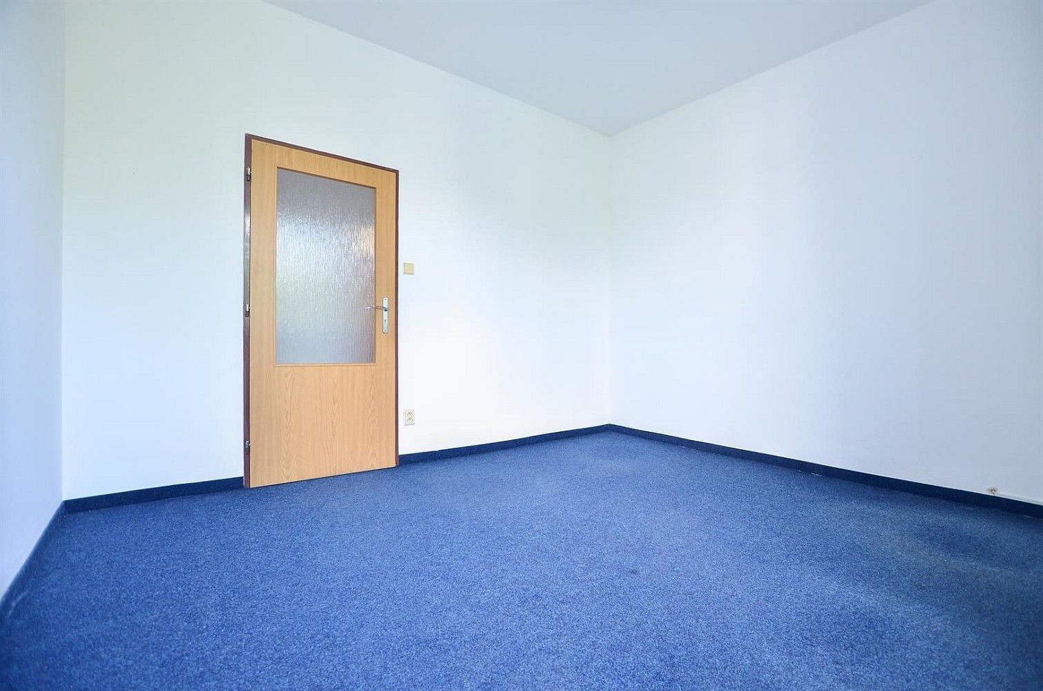 Pronájem kancelář - Mlýnská, Praha 6 - Bubeneč, 13 m² - 2