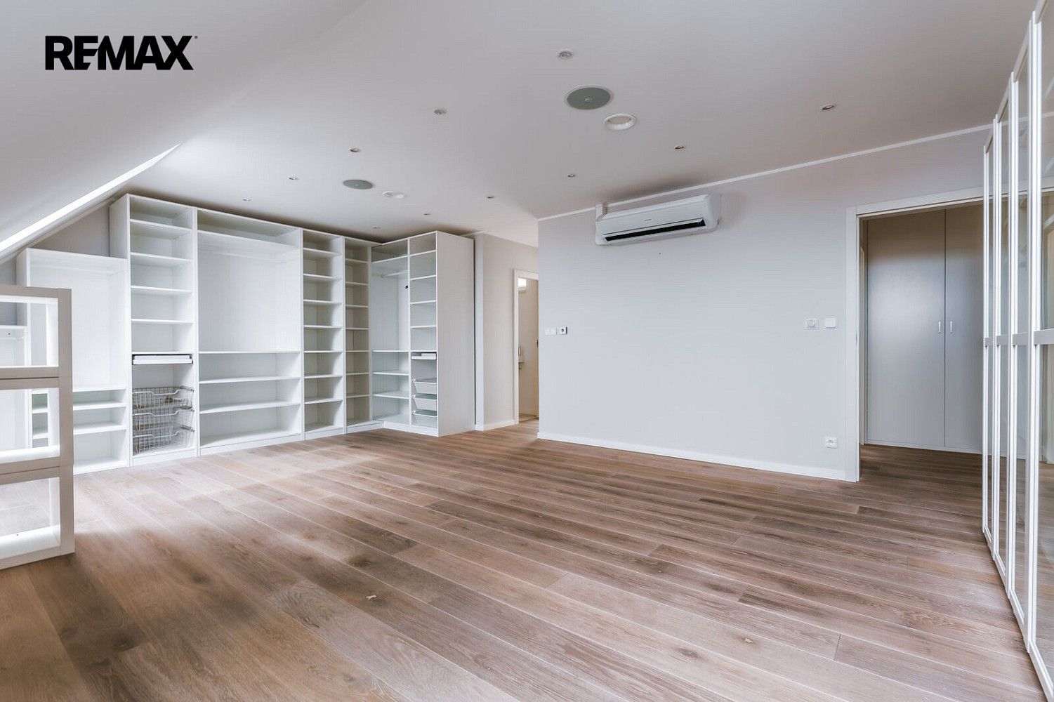Byt 3+kk · 144 m² · Praha - Žižkov, okres Praha 3, Hlavní město Praha - 4