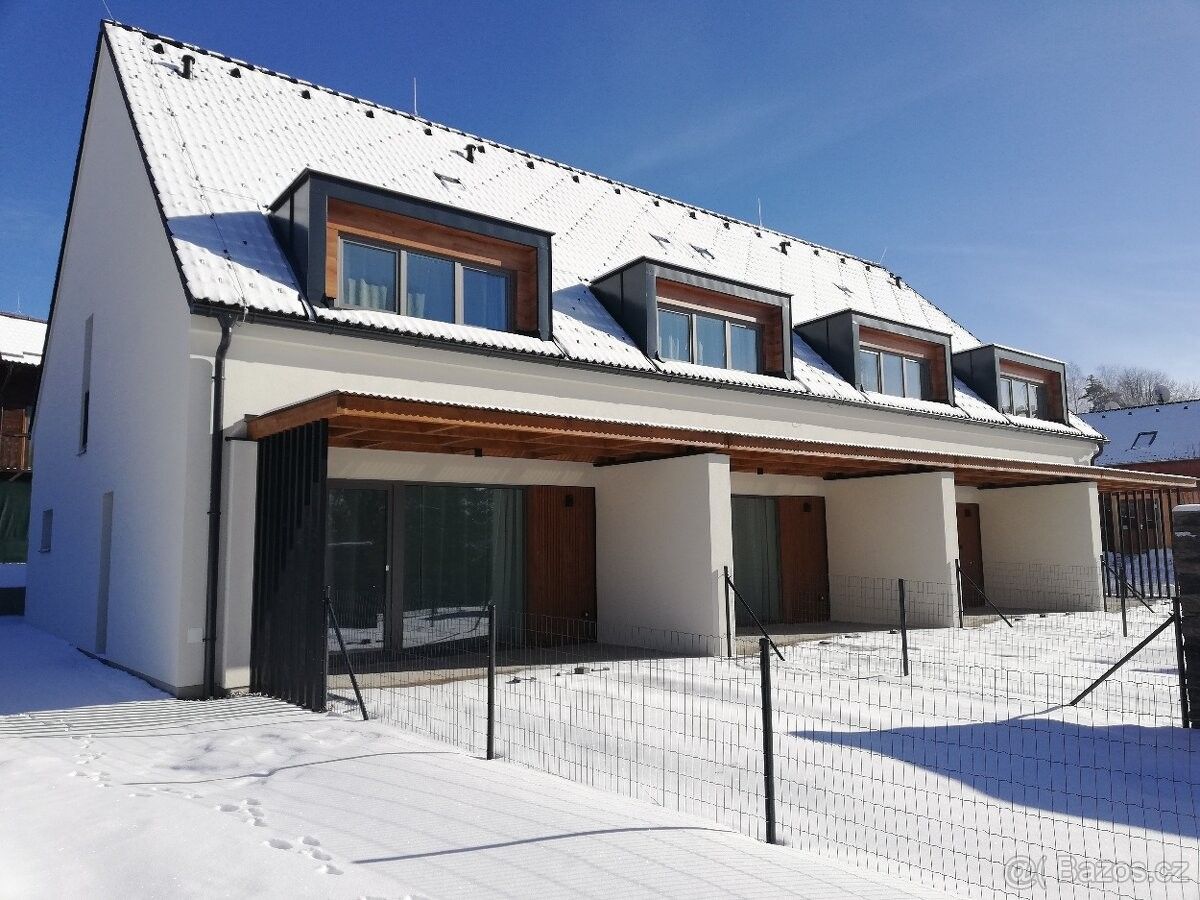 Rodinné domy, Lipno nad Vltavou, 382 78