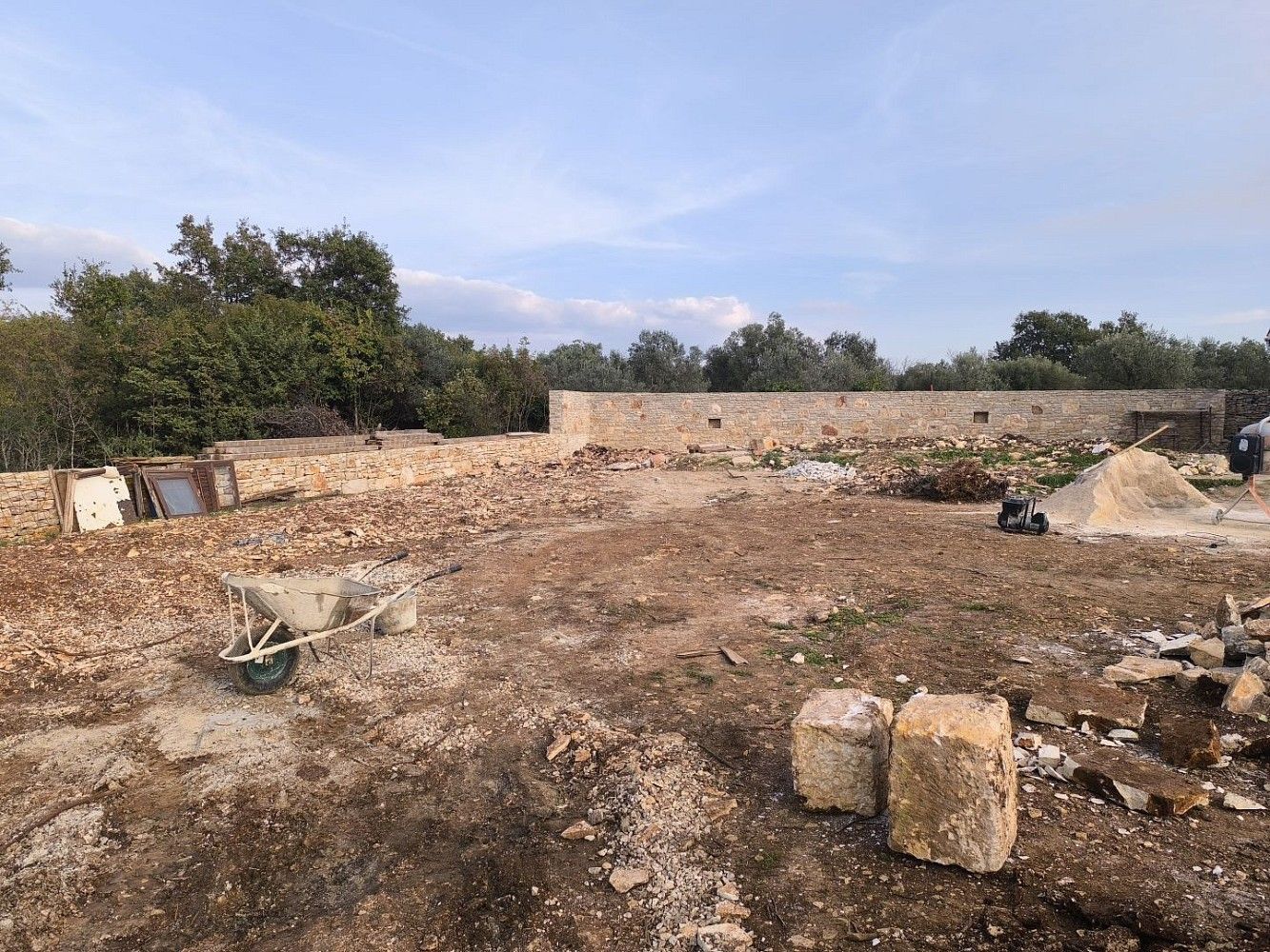 Pozemek pro bydlení, 551 m²