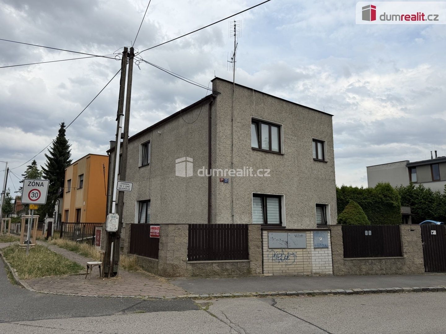Rodinné domy, Spojenců 1114, Praha Horní Počernice, 209 m² - 1
