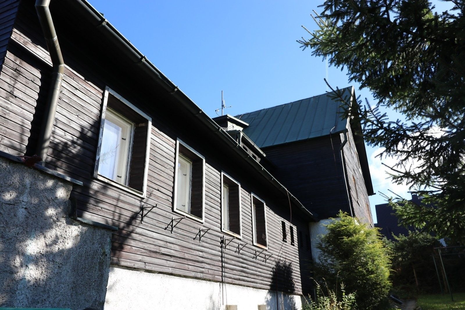 Prodej ubytovací zařízení - Háj, Loučná pod Klínovcem, 540 m²