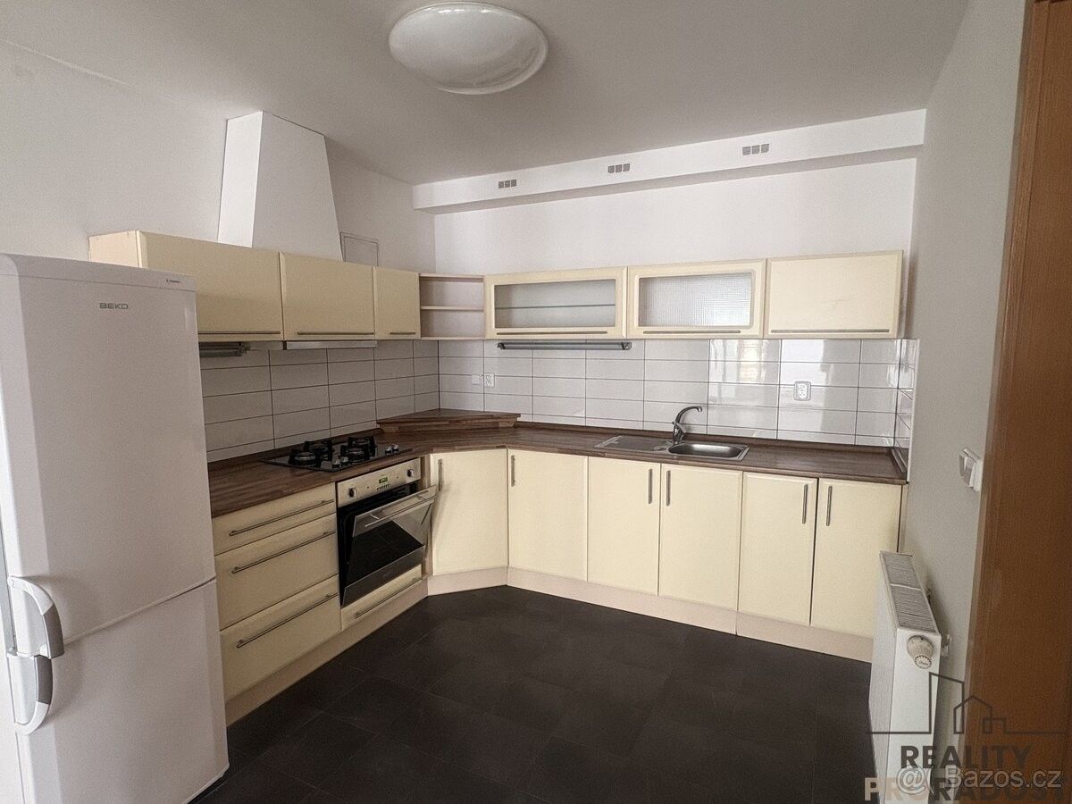 Byty, Bukovany, 779 00