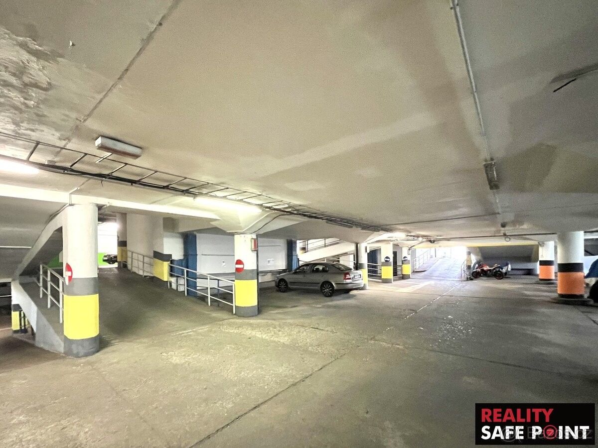 Pronájem garáž - Plzeň, 326 00