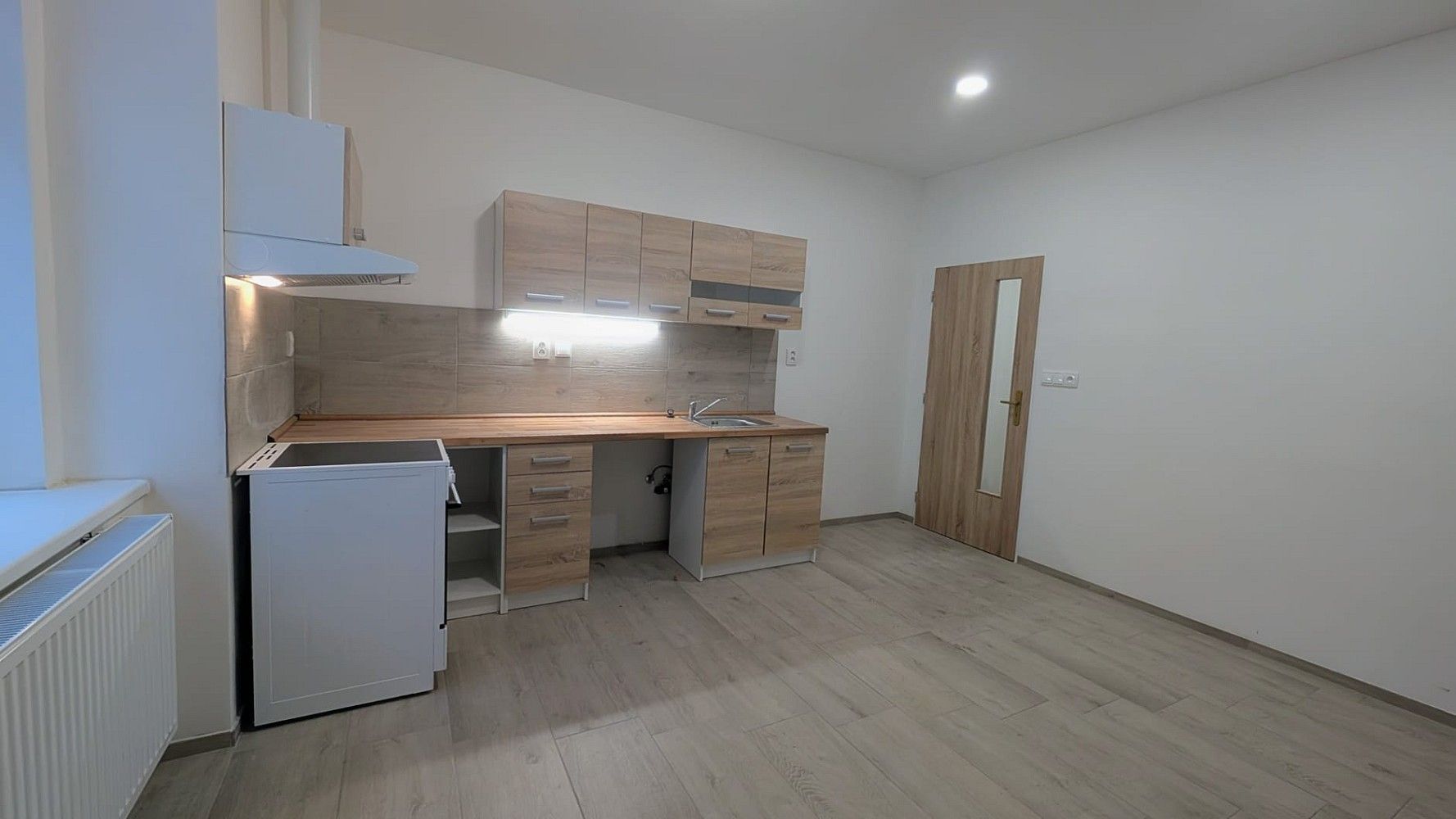 Pronájem byt 2+kk - Peruc, okres Louny, Ústecký kraj, 54 m² - 5