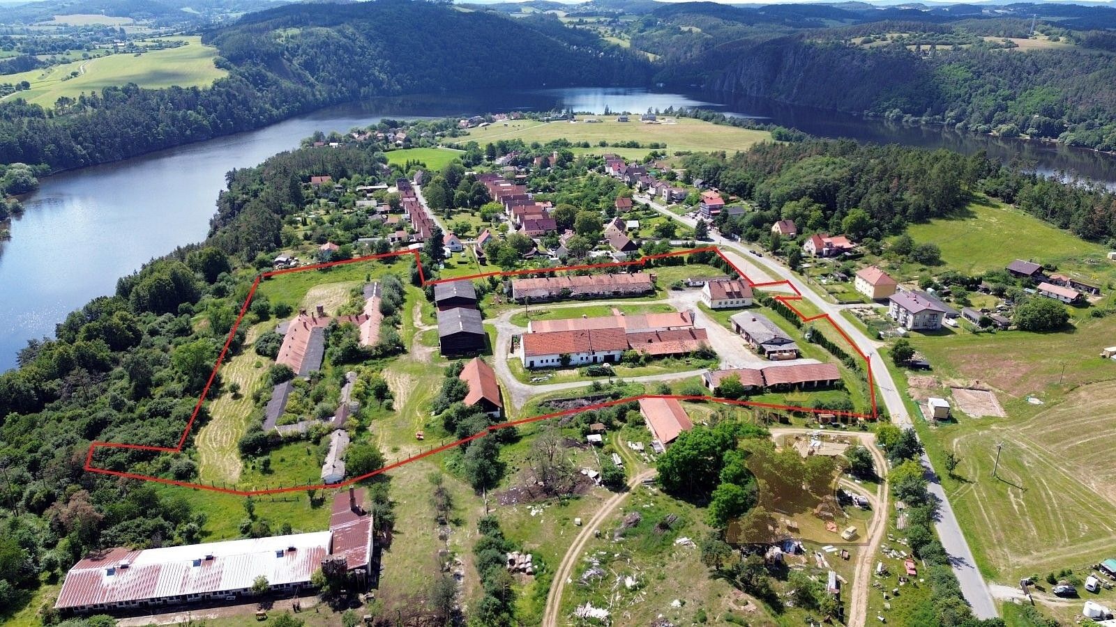 Komerční pozemek, 40 000 m²