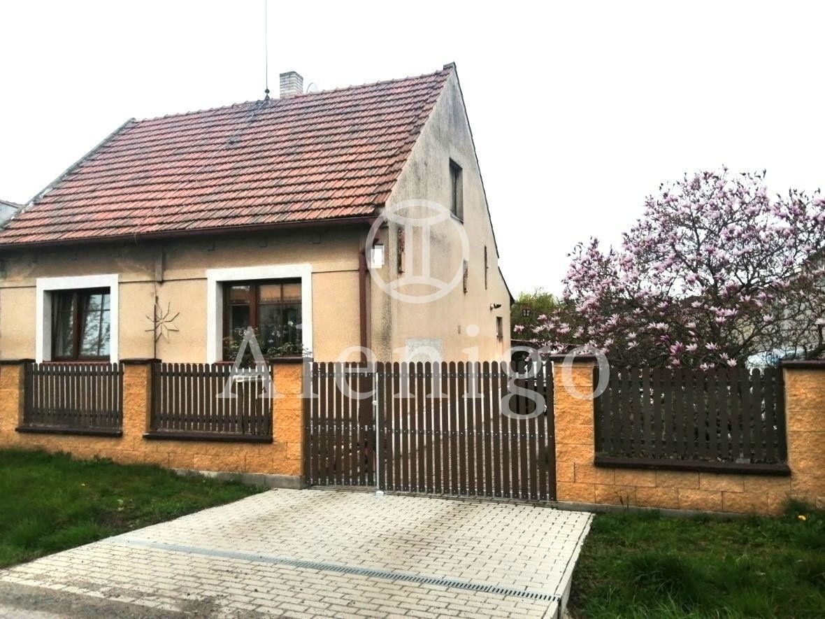 Prodej dům - Hřebeč, 273 45, 108 m²