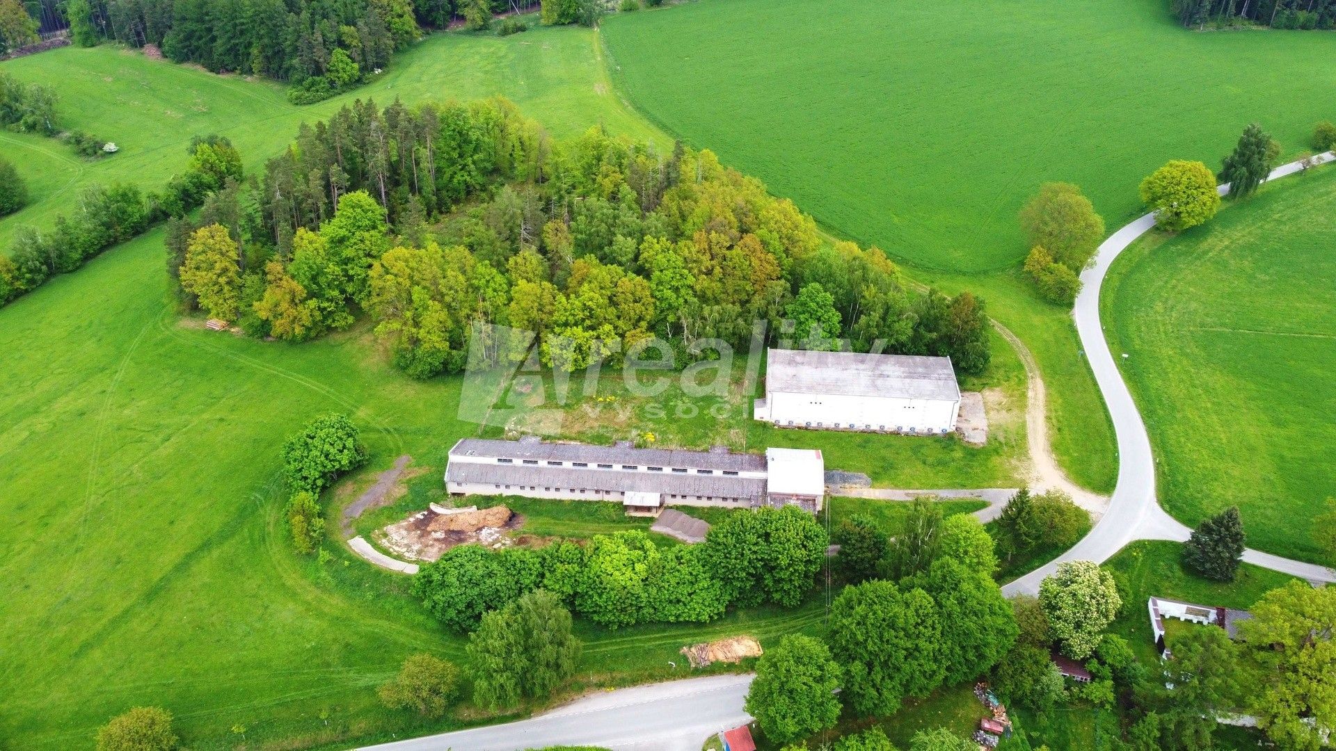 Komerční pozemek, 5 766 m²